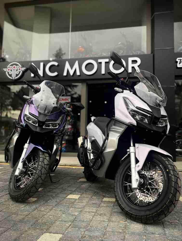 Motosiklet Küçük Resim Barossa 'Adv-125'