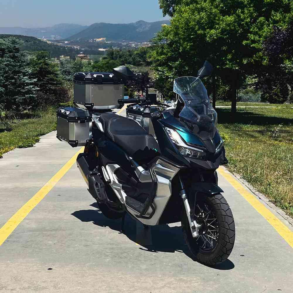 Motosiklet Küçük Resim Barossa 'Adv-125'
