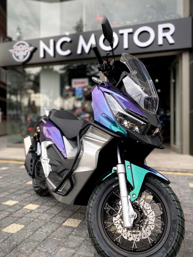 Motosiklet Küçük Resim Barossa 'Adv-125'