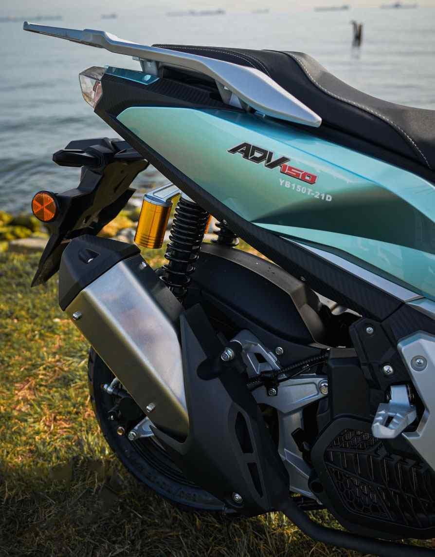Motosiklet Küçük Resim Musatti 'ADV-150'