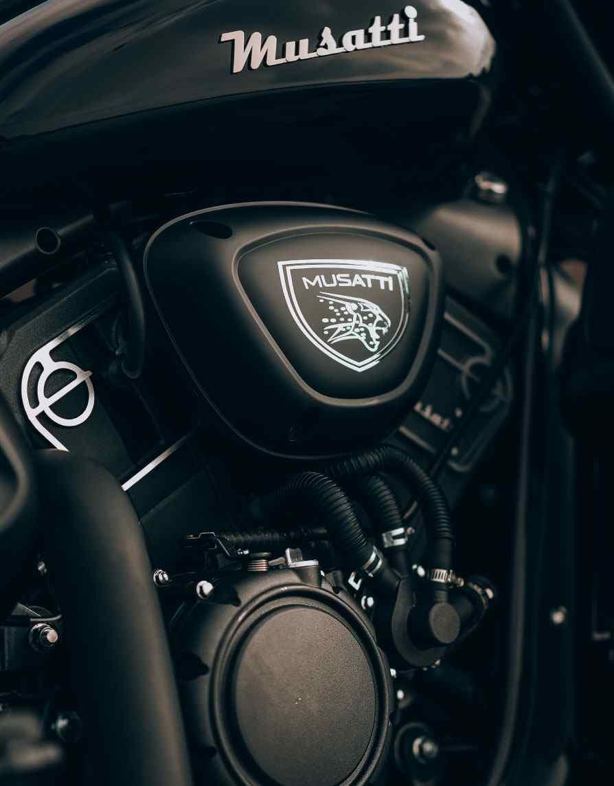 Motosiklet Küçük Resim Musatti 'Dark-Pow'